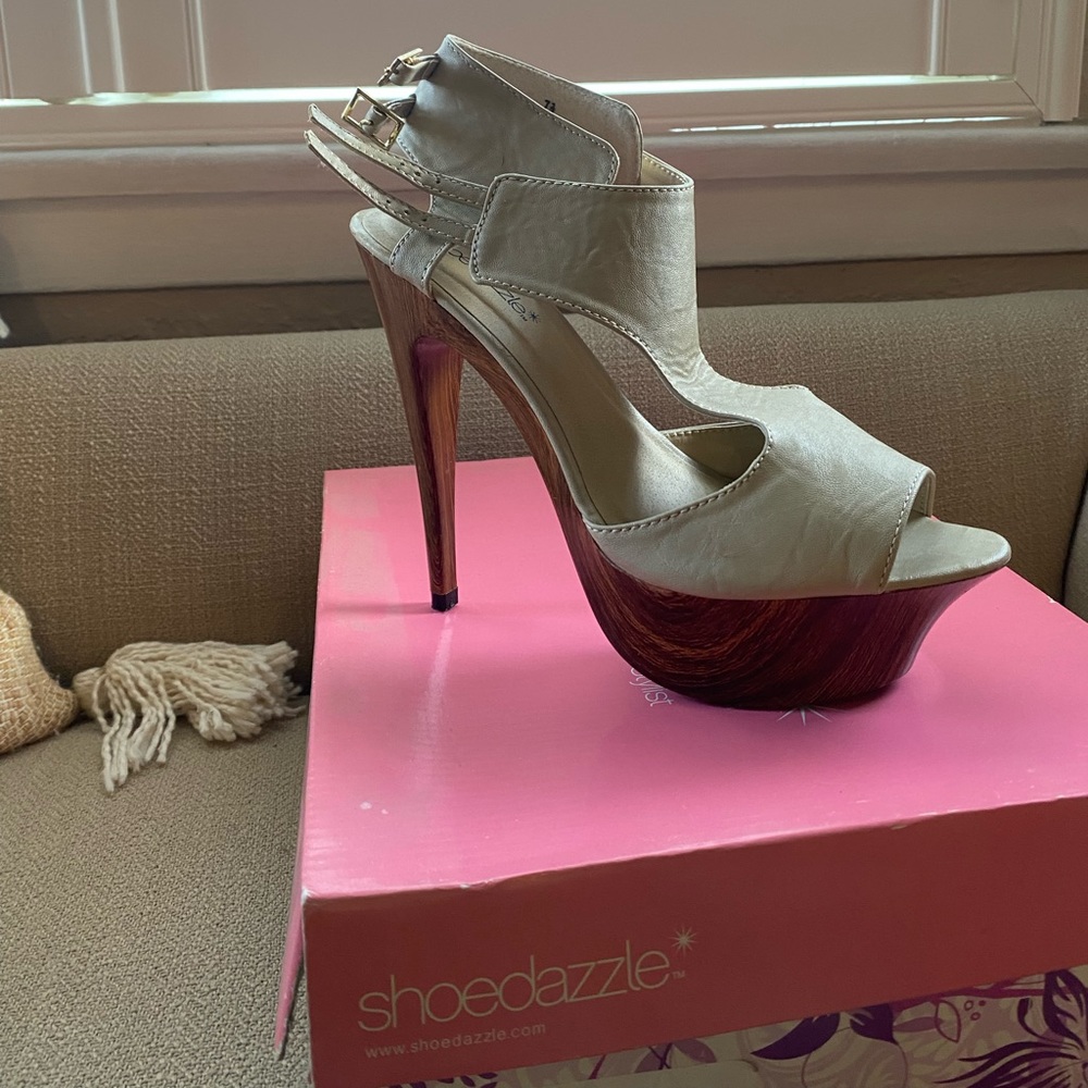 Shoedazzle Montana 6inch heel